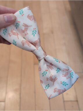 Dog Christmas Collar Bowtie Cream Dog-Print for Dogs - Stylish Pet Accessory